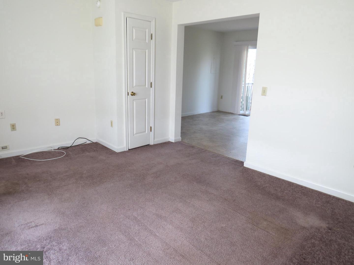 4287 Cullen Pkwy Property Photo 5