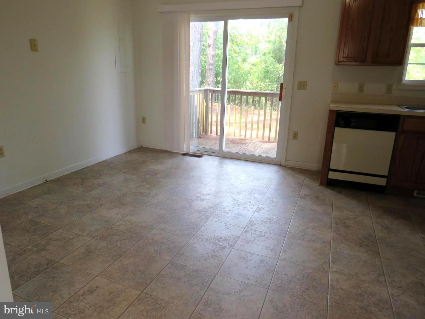 4287 Cullen Pkwy Property Photo 8