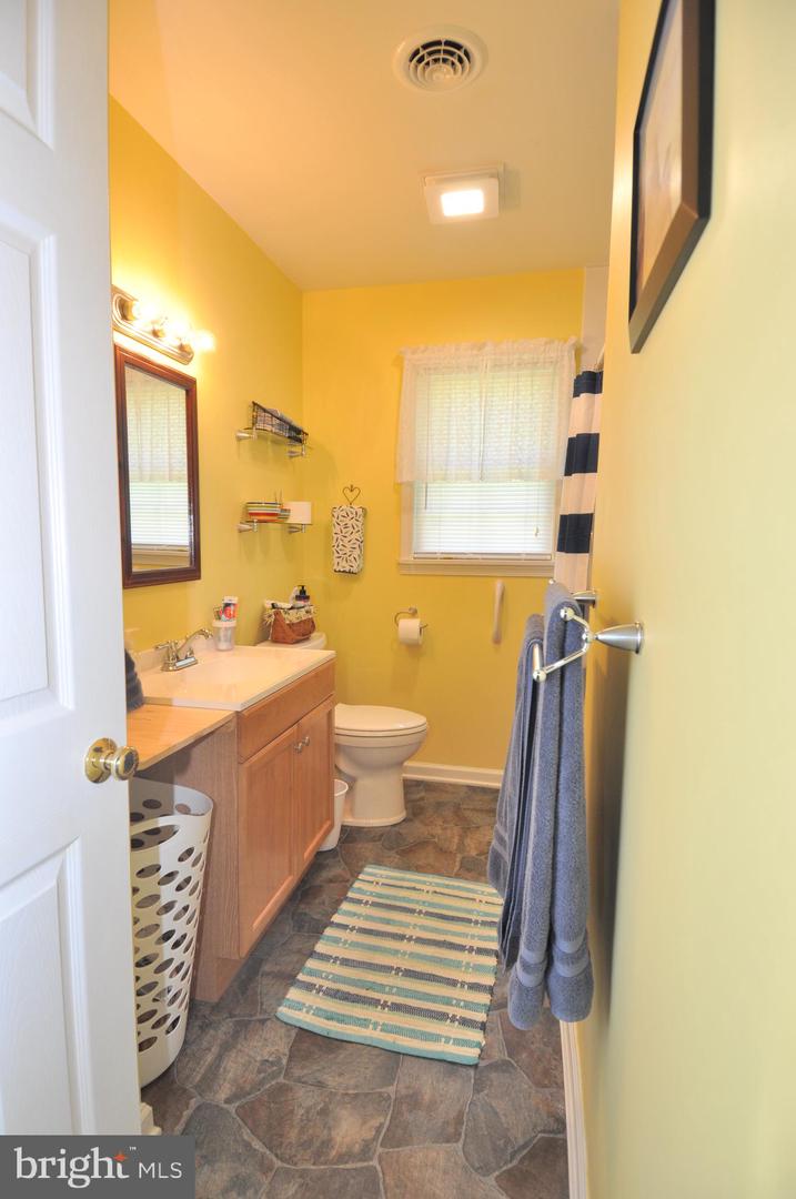 27354 Fairmount Rd Property Photo 14