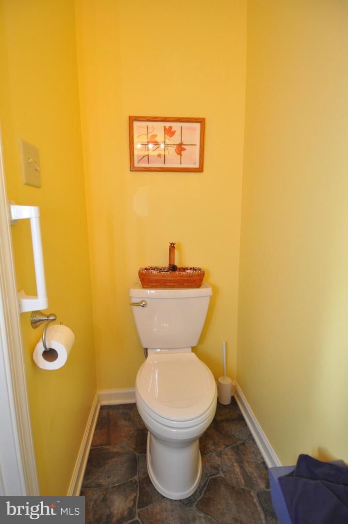 27354 Fairmount Rd Property Photo 22