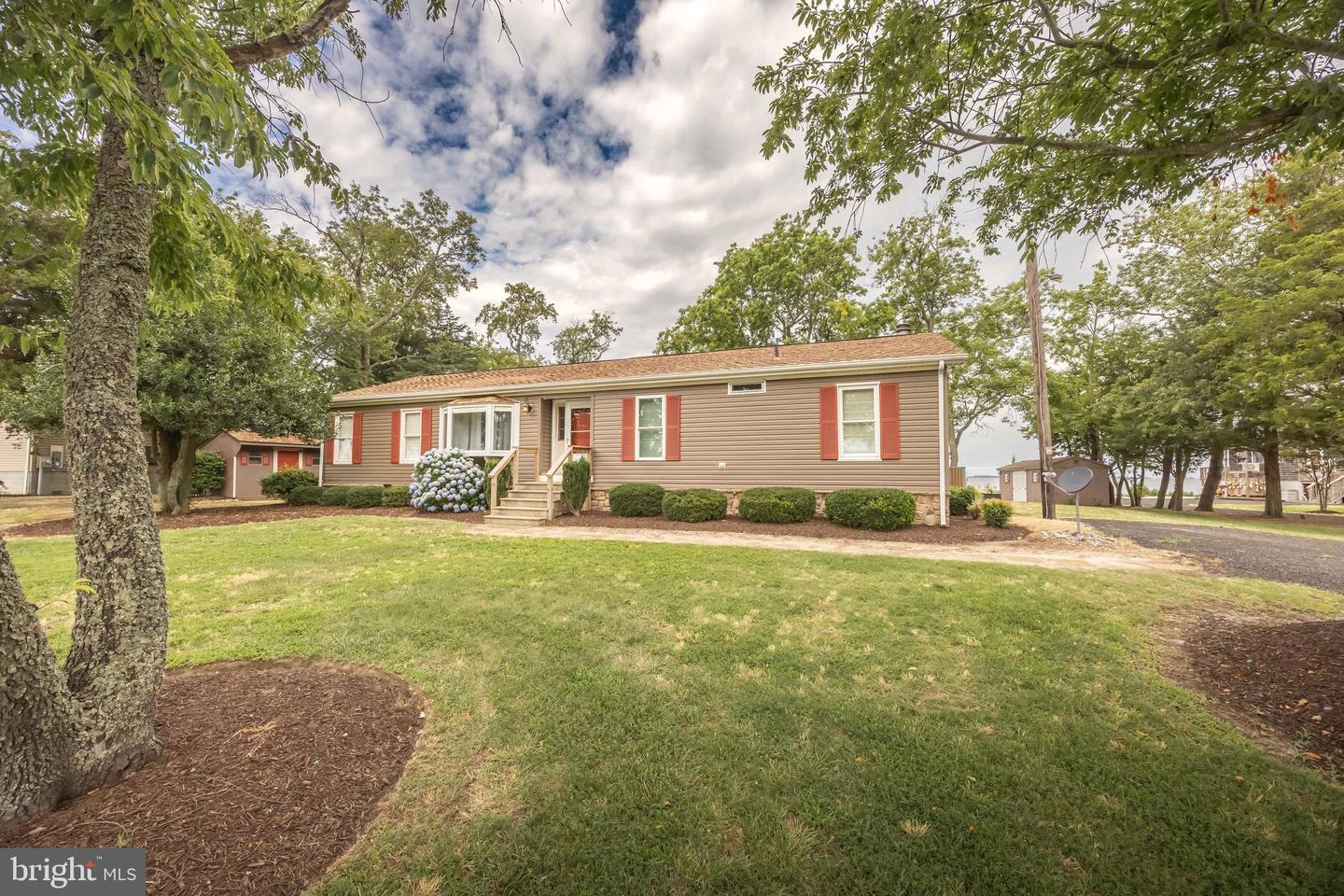 7940 Riverview Rd Property Photo 7