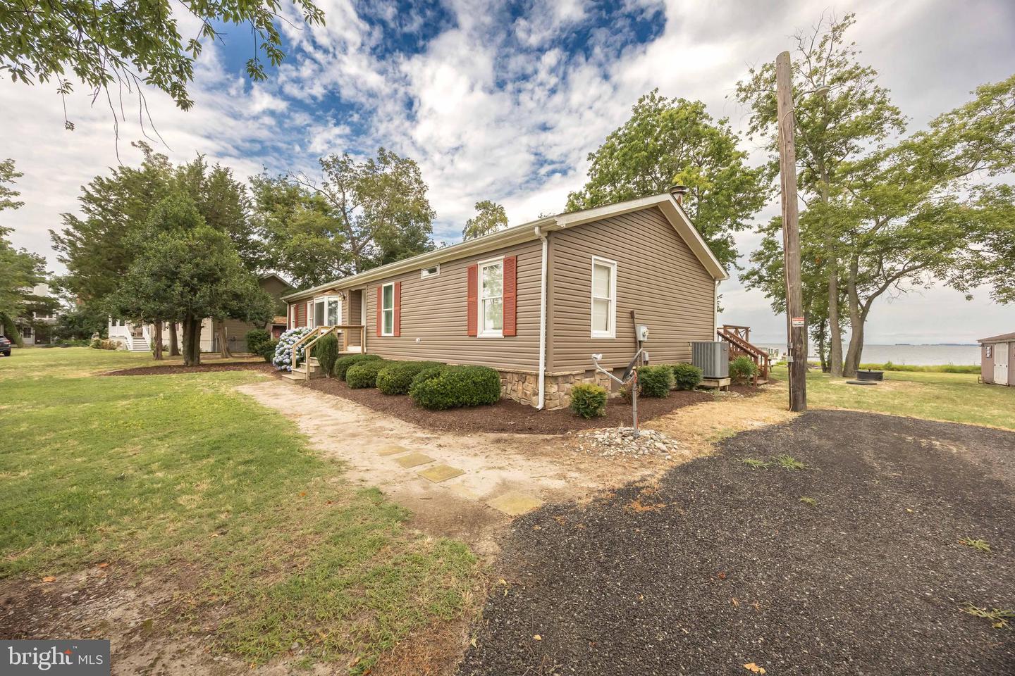 7940 Riverview Rd Property Photo 9