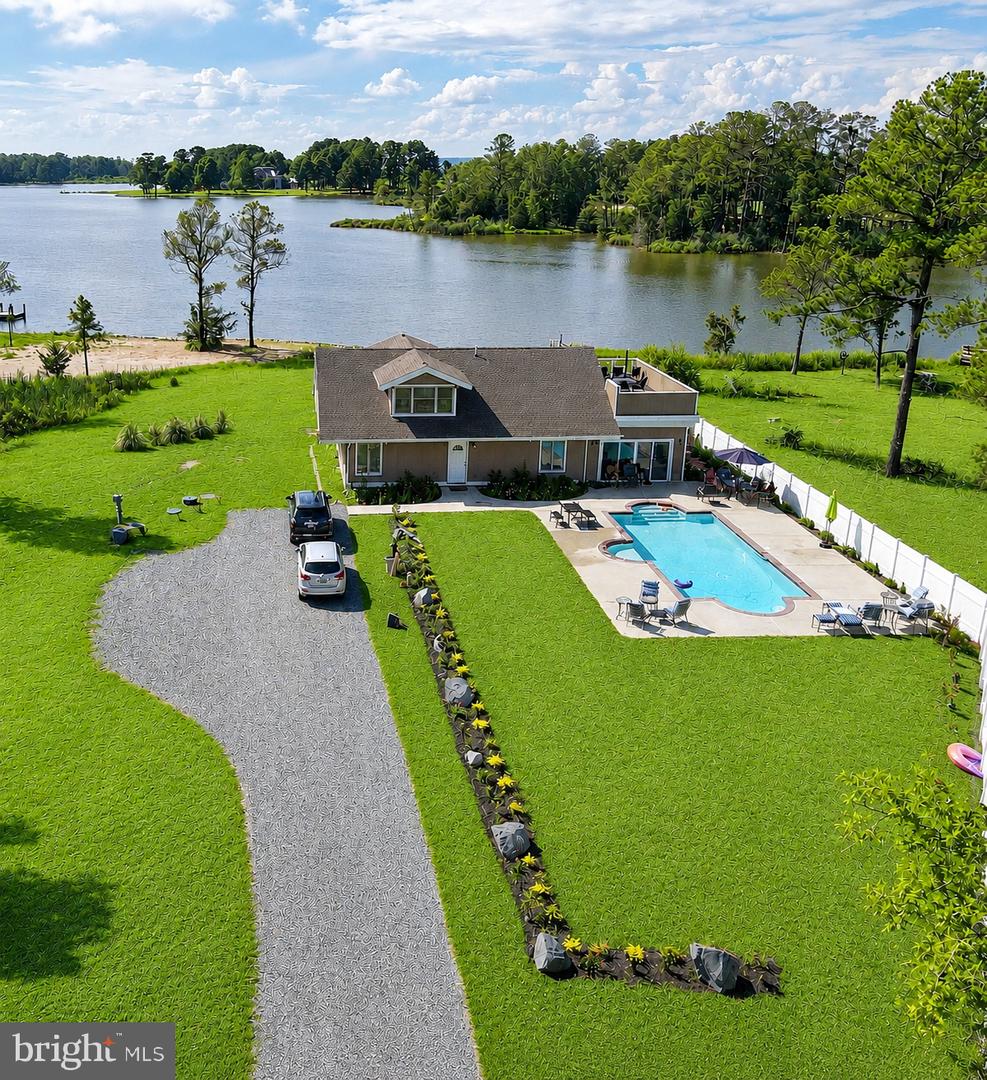 5757 Dockside Lane Property Photo 1