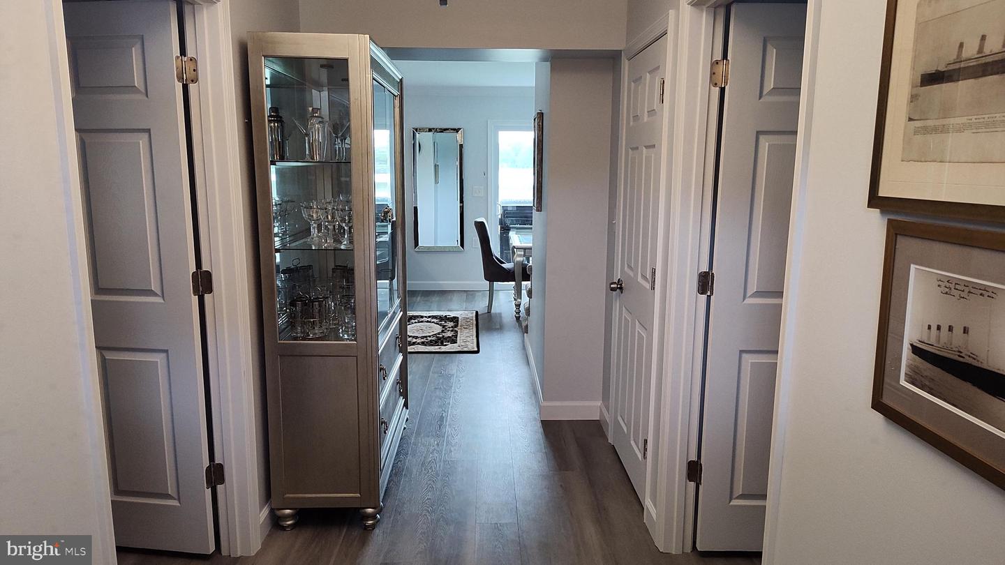 5757 Dockside Lane Property Photo 6