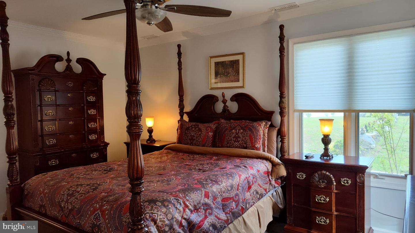 5757 Dockside Lane Property Photo 7