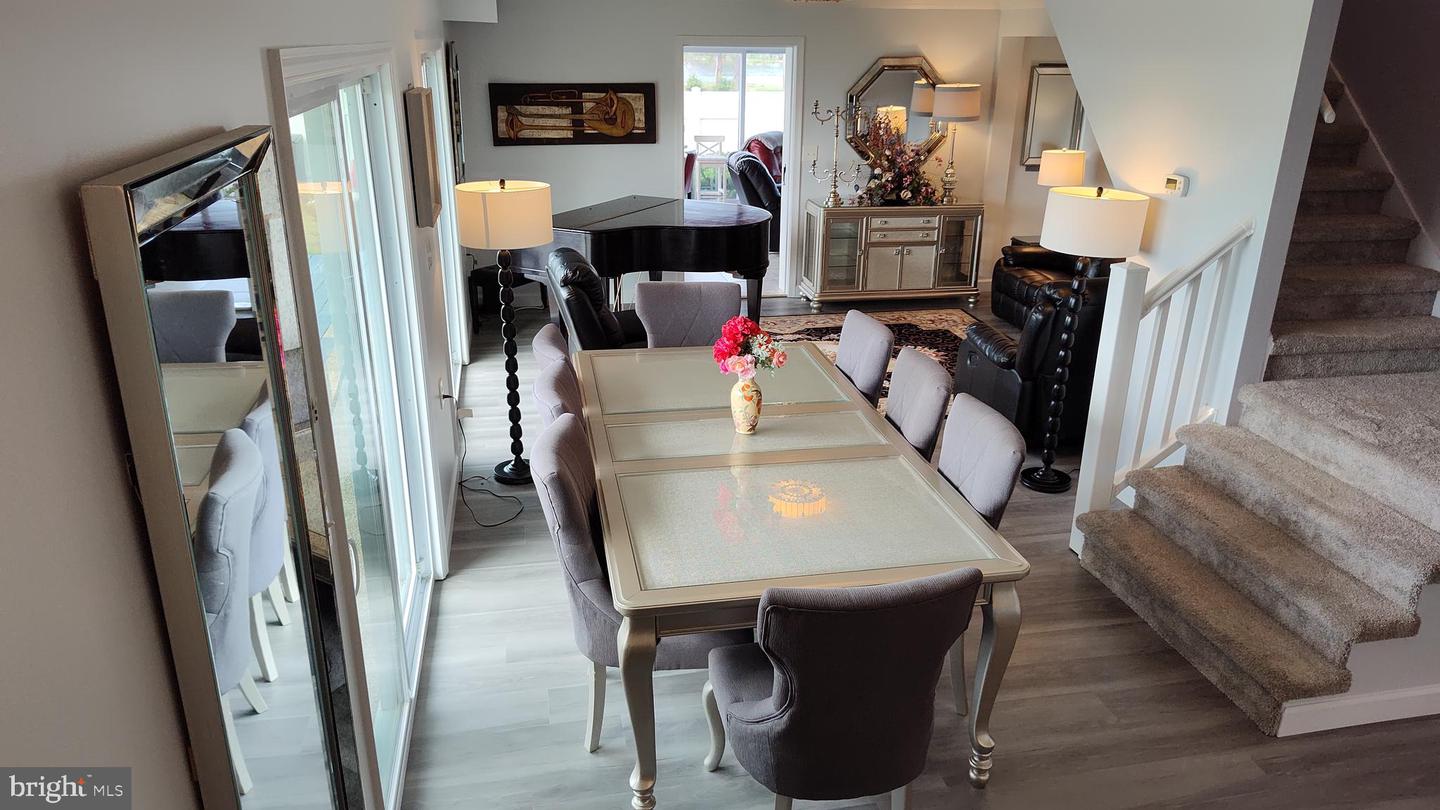 5757 Dockside Lane Property Photo 15
