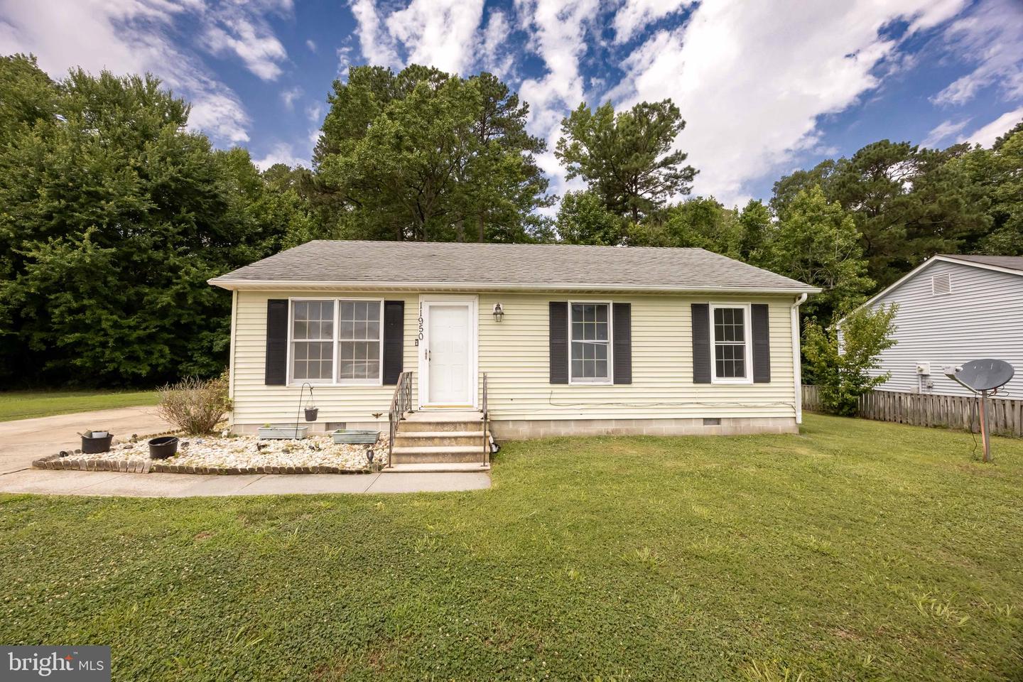 11950 Drexwood Dr Property Photo 1