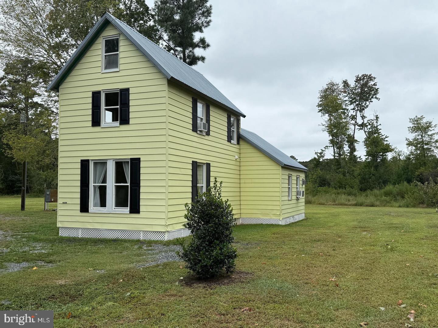 6028 Cornstack Rd Property Photo 3