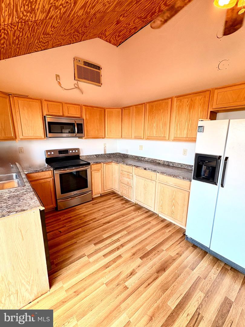3197 Marsh Rd Property Photo 16