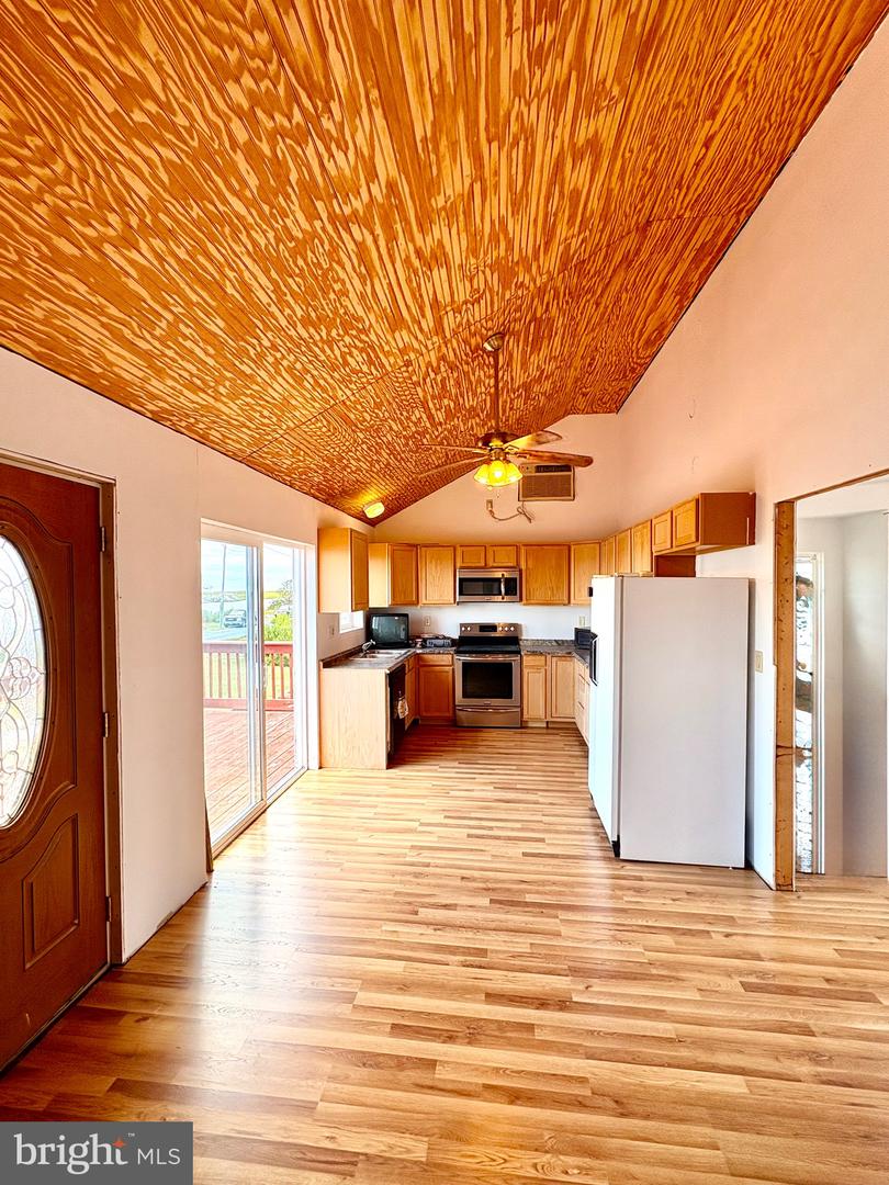3197 Marsh Rd Property Photo 17