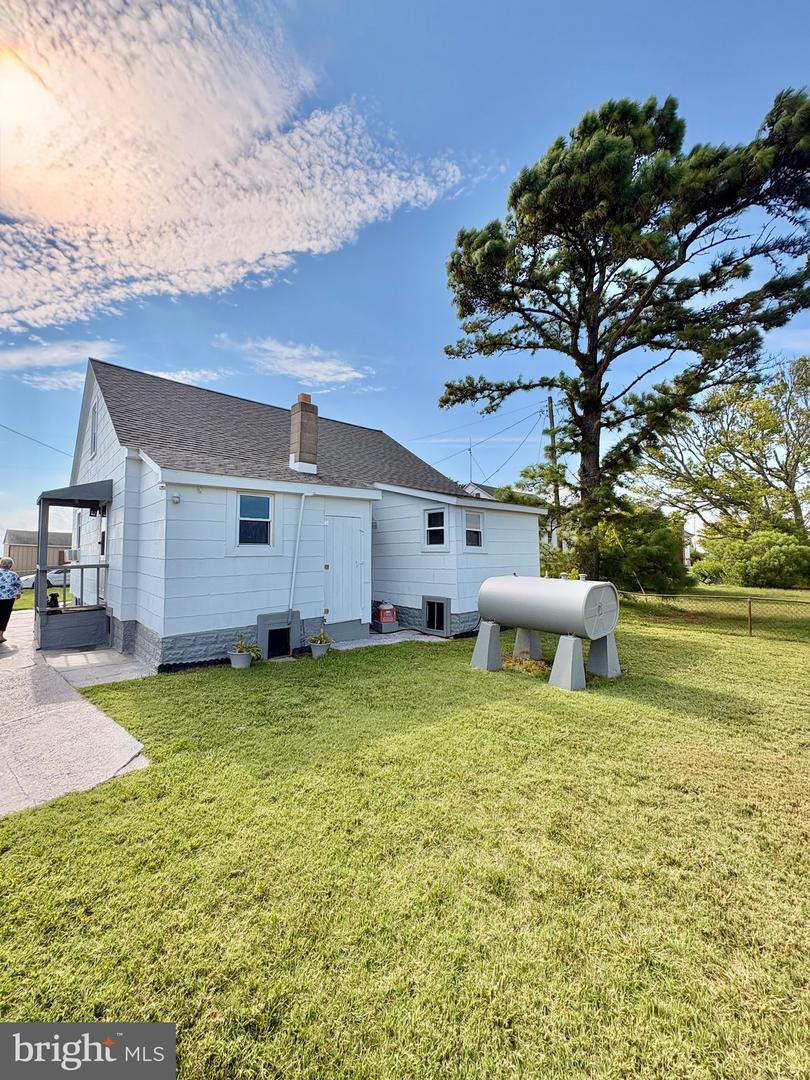 3287 Marsh Road Property Photo 6