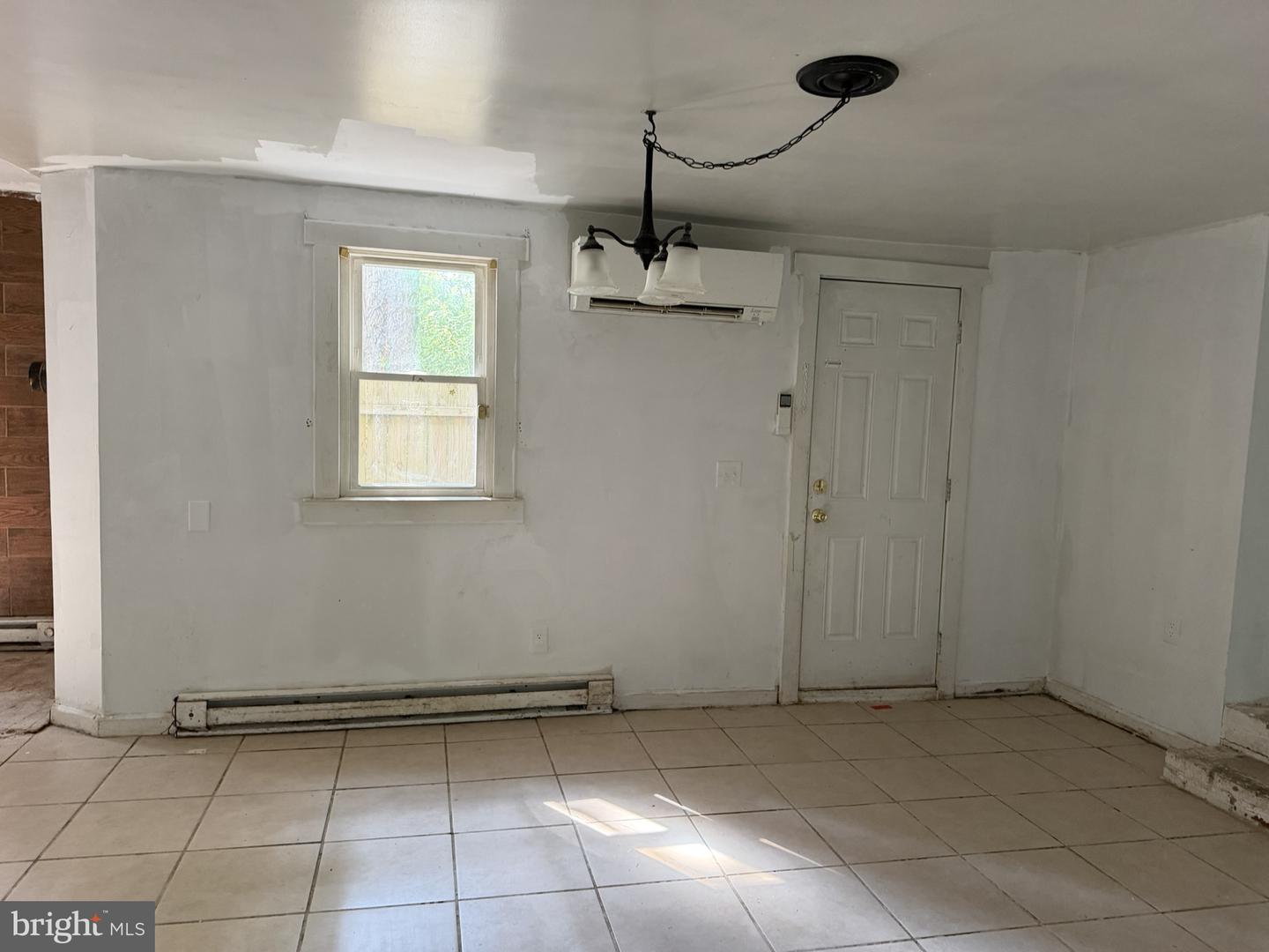 27834 Fairmount Property Photo 13