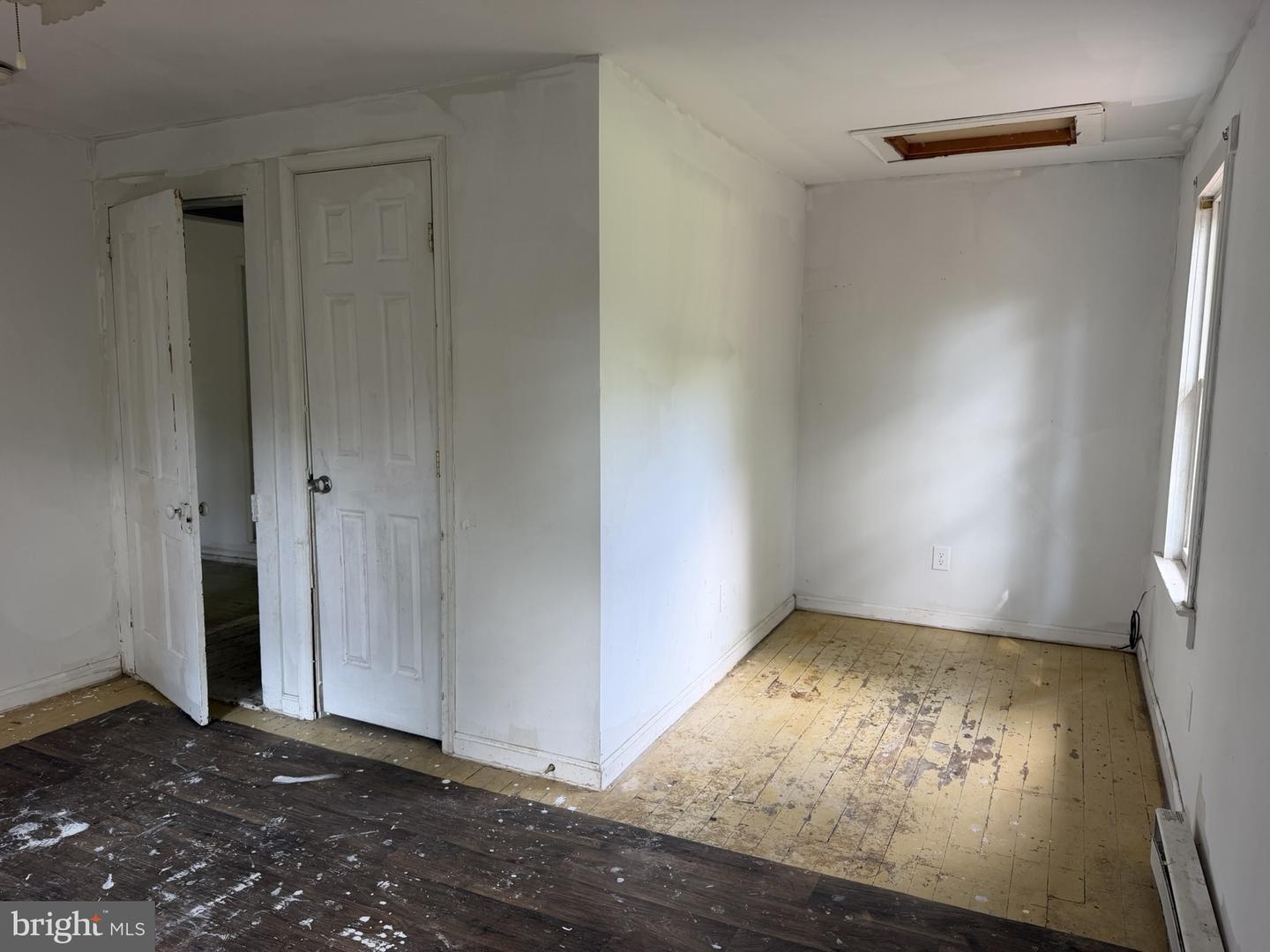 27834 Fairmount Property Photo 18