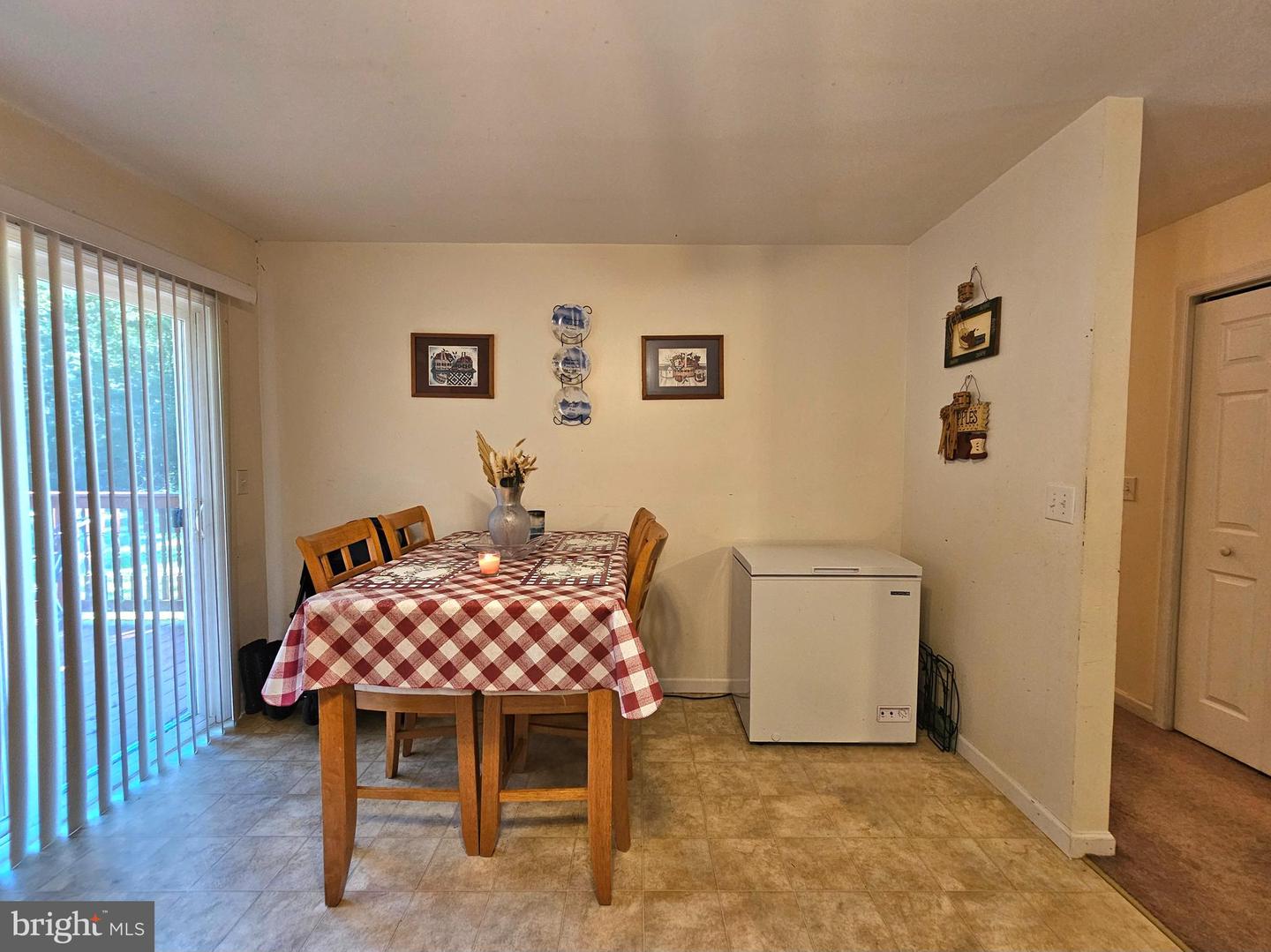 8339 Upper Hill Rd Property Photo 4