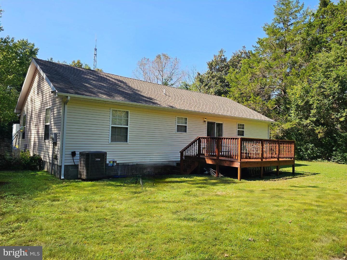 8339 Upper Hill Rd Property Photo 16