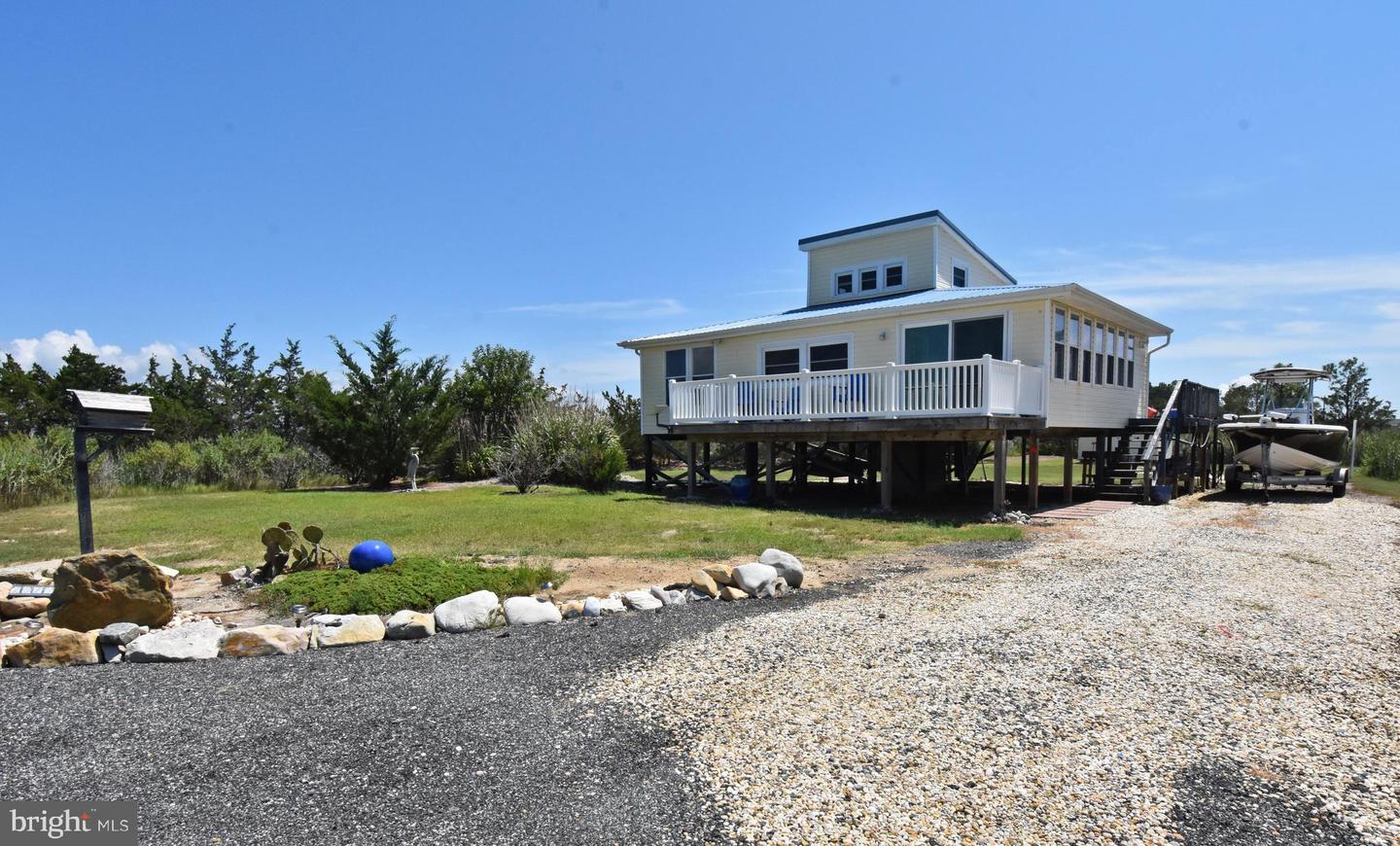 25795 Drum Point Rd Property Photo 3