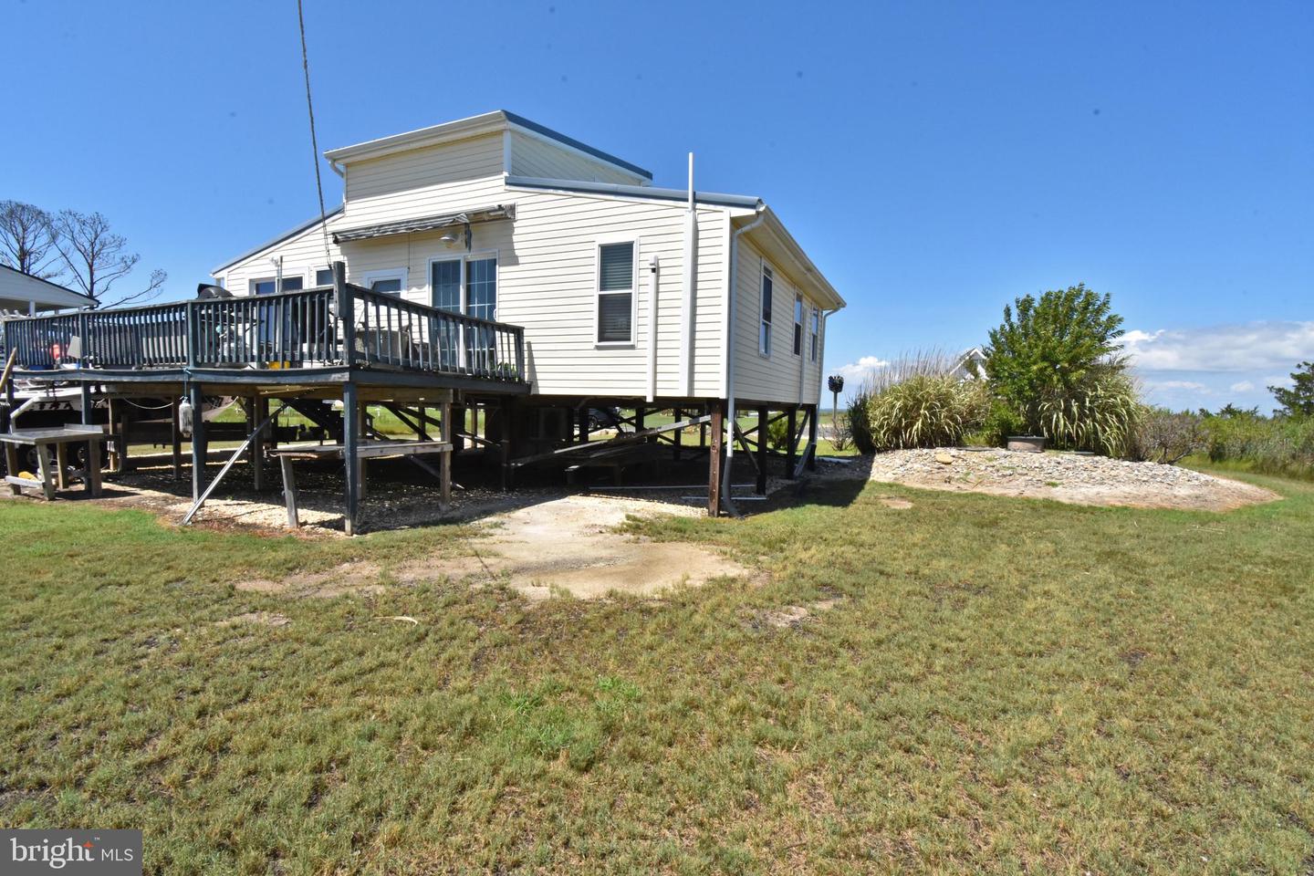 25795 Drum Point Rd Property Photo 12