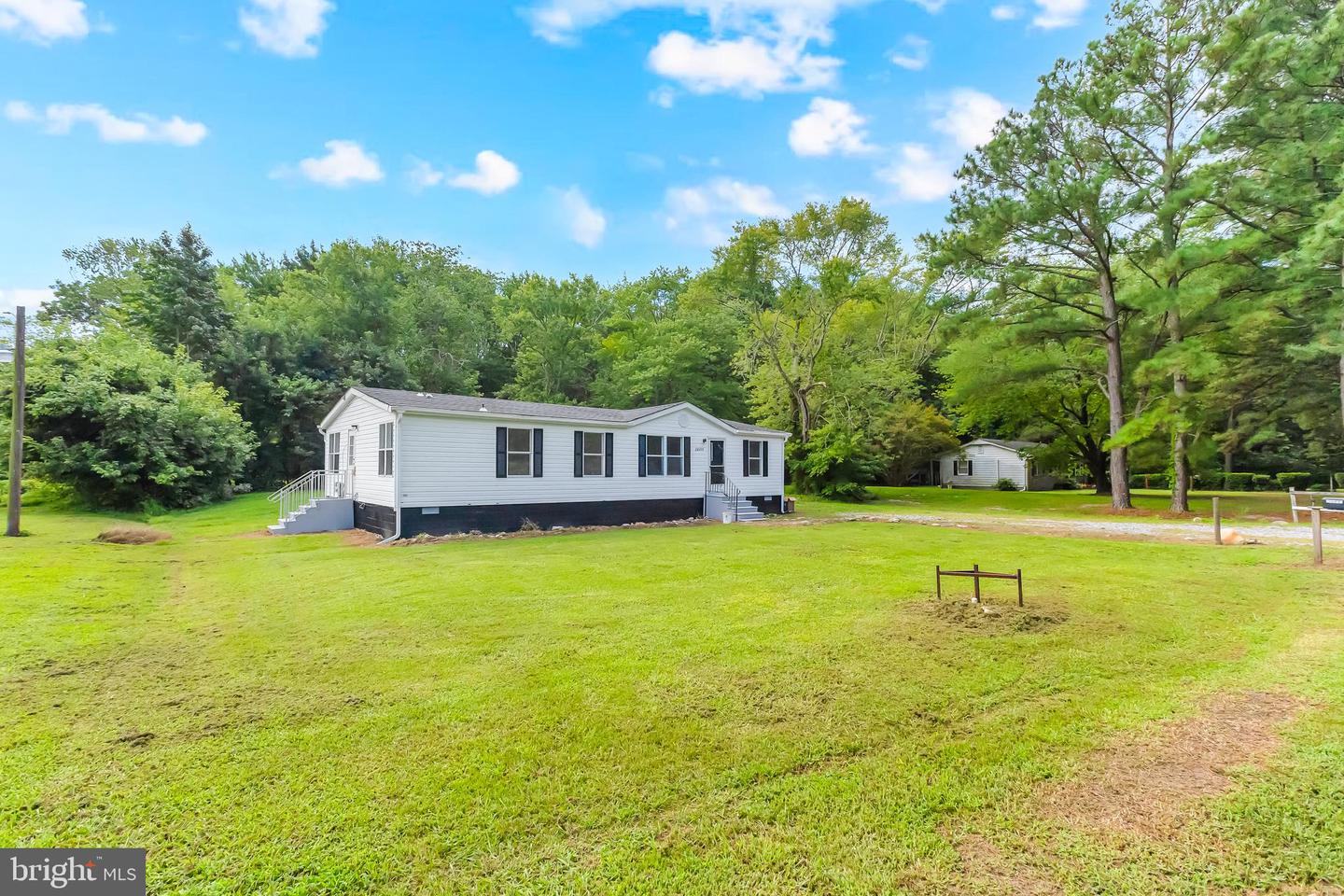 28499 Handy Church Rd Property Photo 1