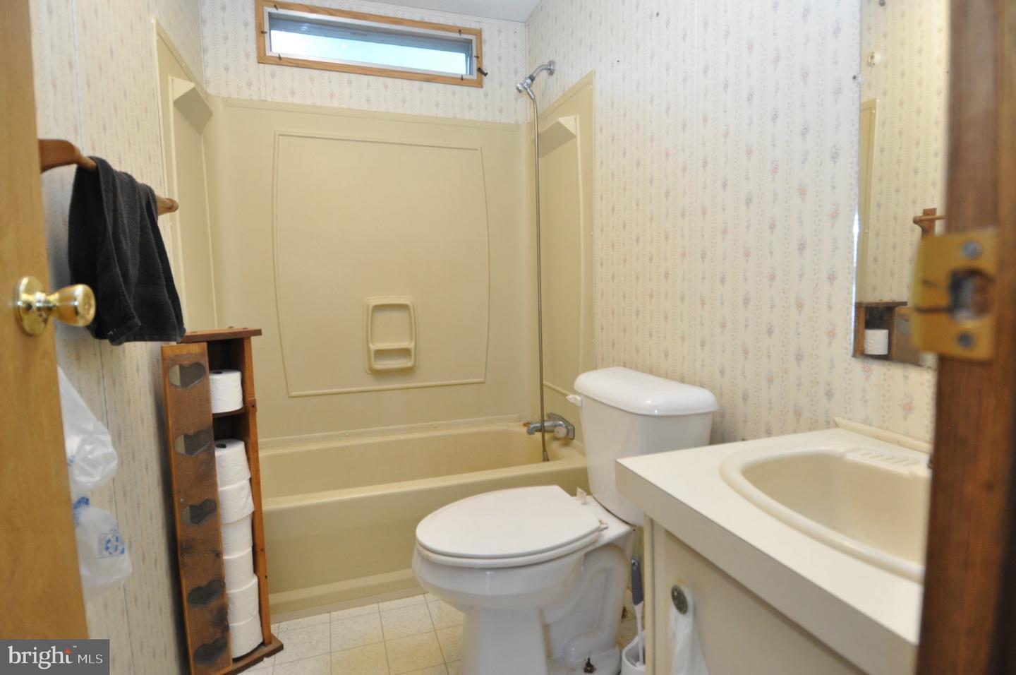 7273 Mennonite Church Rd Property Photo 21