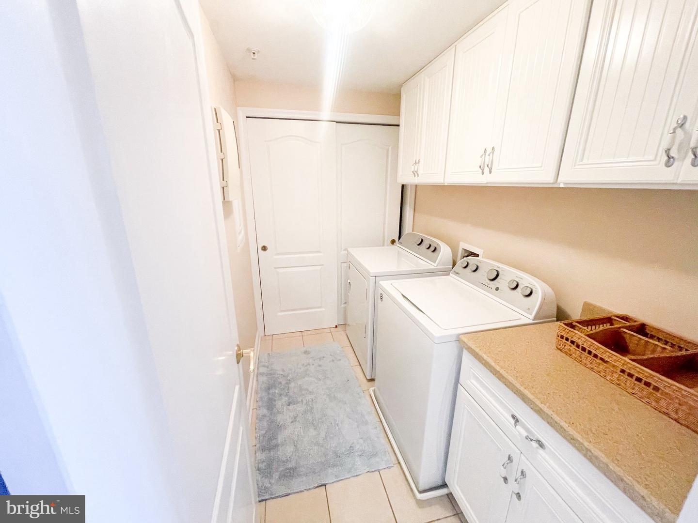 103 Williams St #615 Property Photo 14