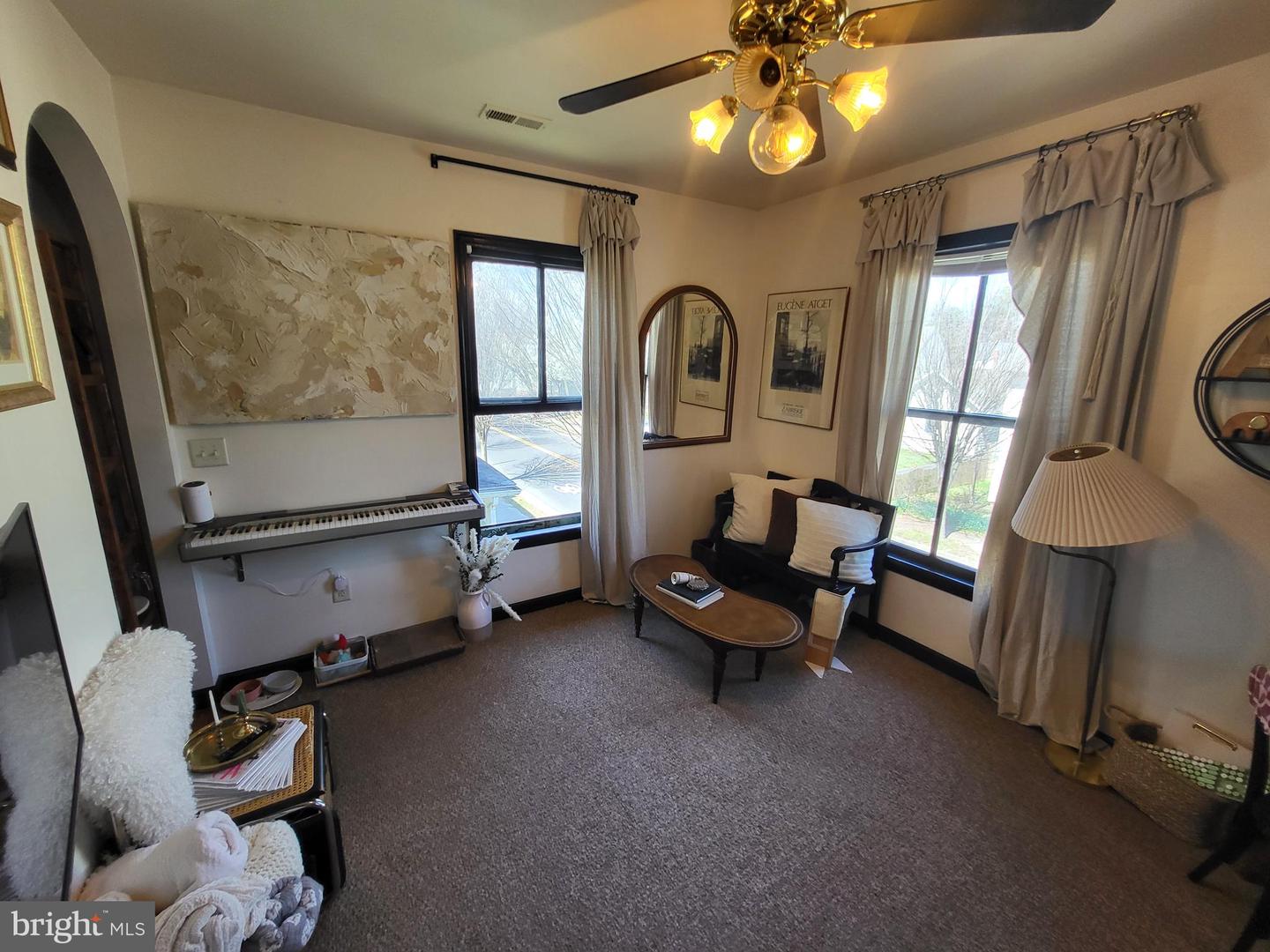 416 Goldsborough St Property Photo 10