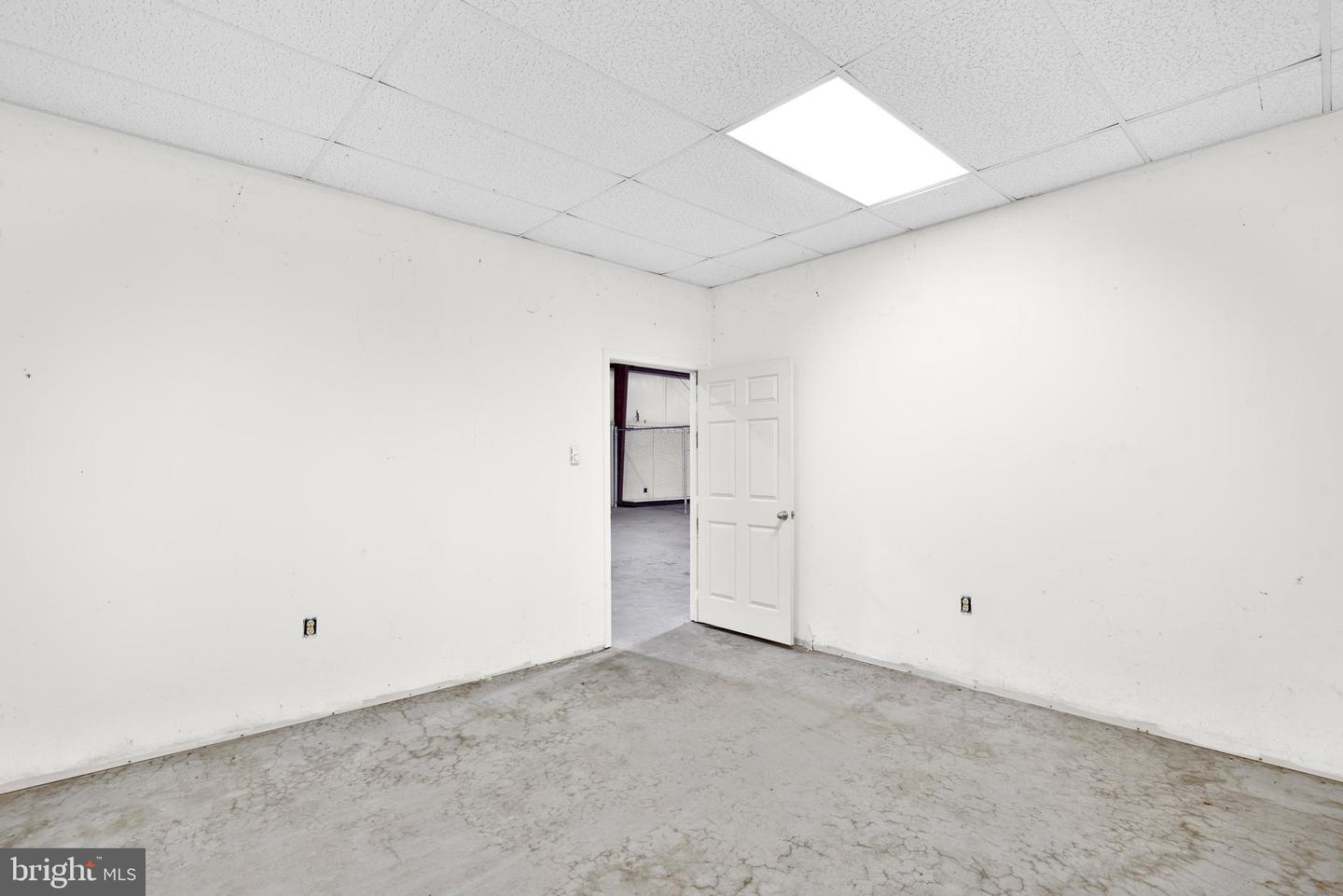 6475 Old Trappe Rd Property Photo 18