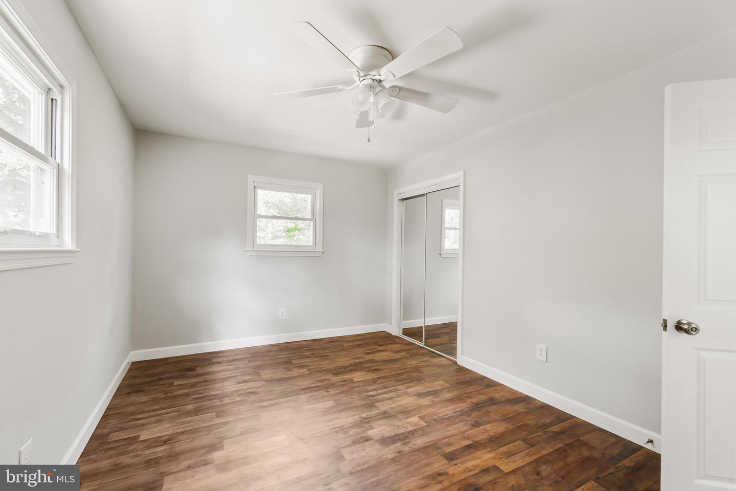 8898 New Rd Property Photo 15