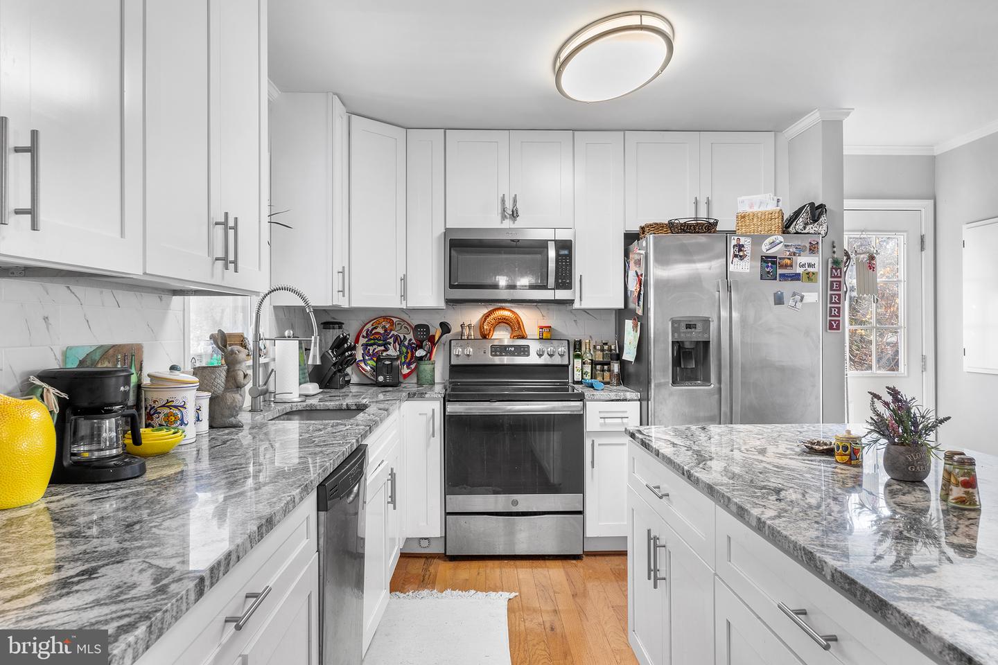 1221 Washington Property Photo 23