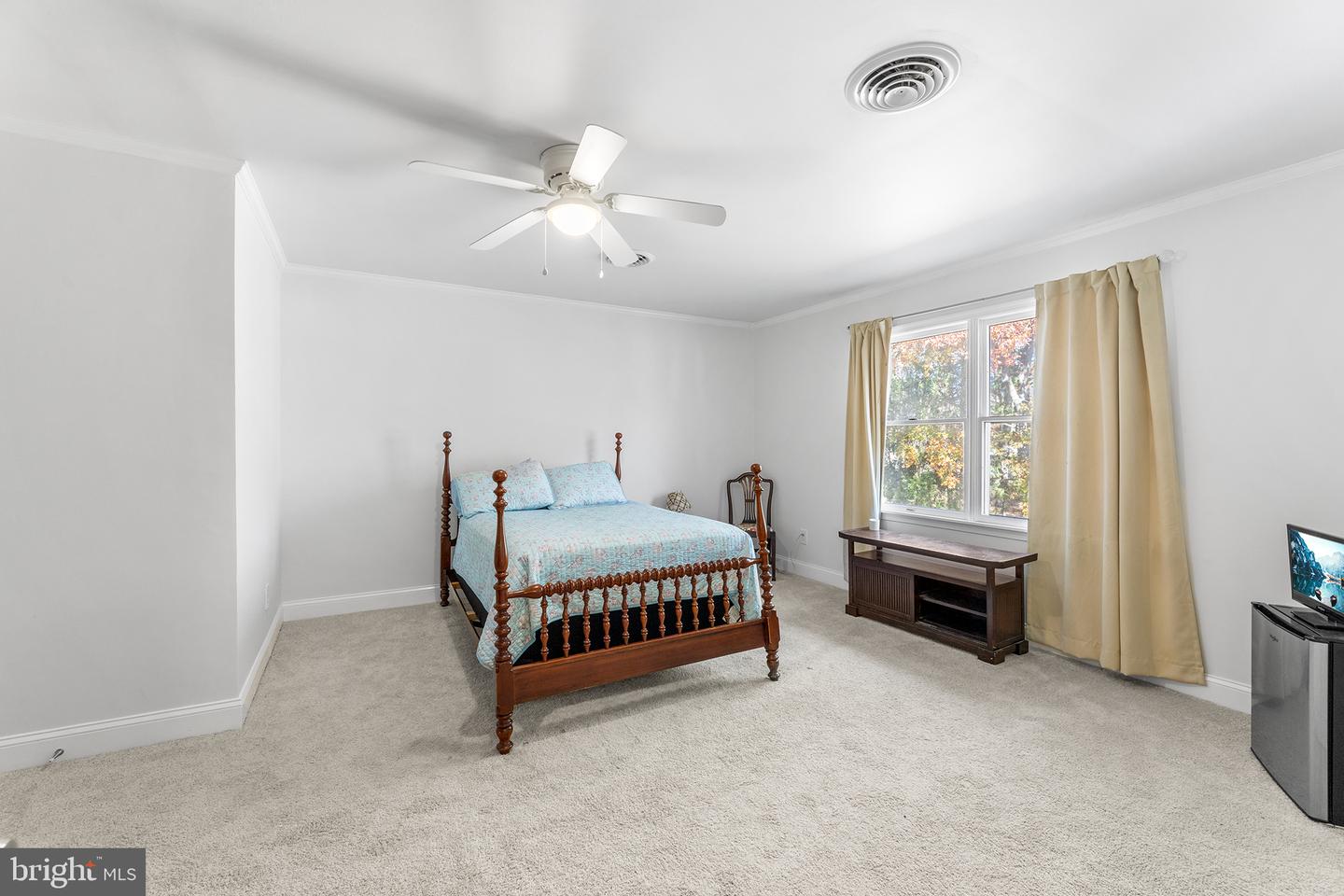 1221 Washington Property Photo 39