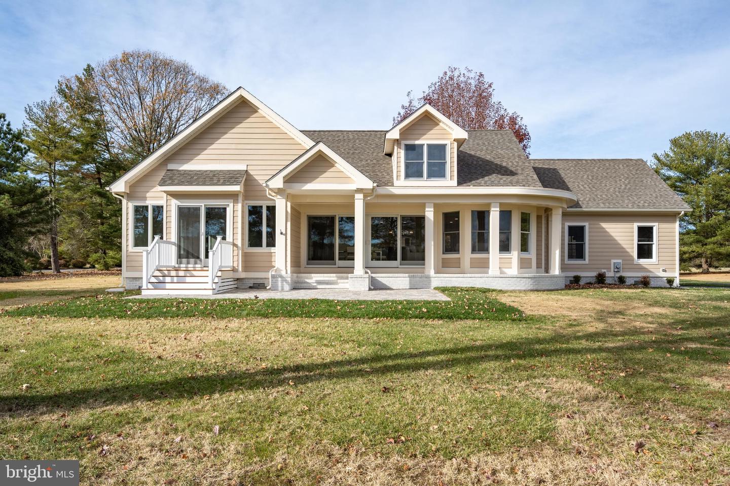 9175 Mallard Point Ct Property Photo 8