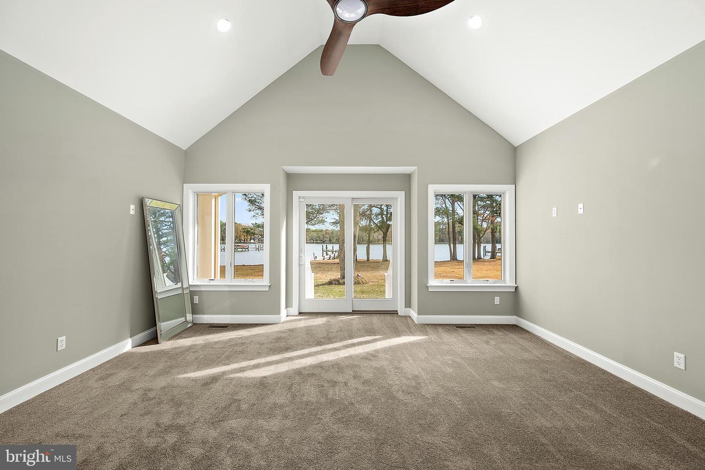 9175 Mallard Point Ct Property Photo 46