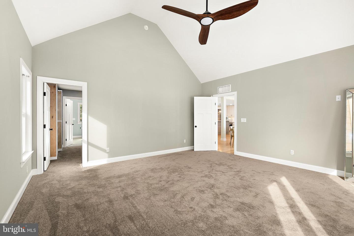 9175 Mallard Point Ct Property Photo 48