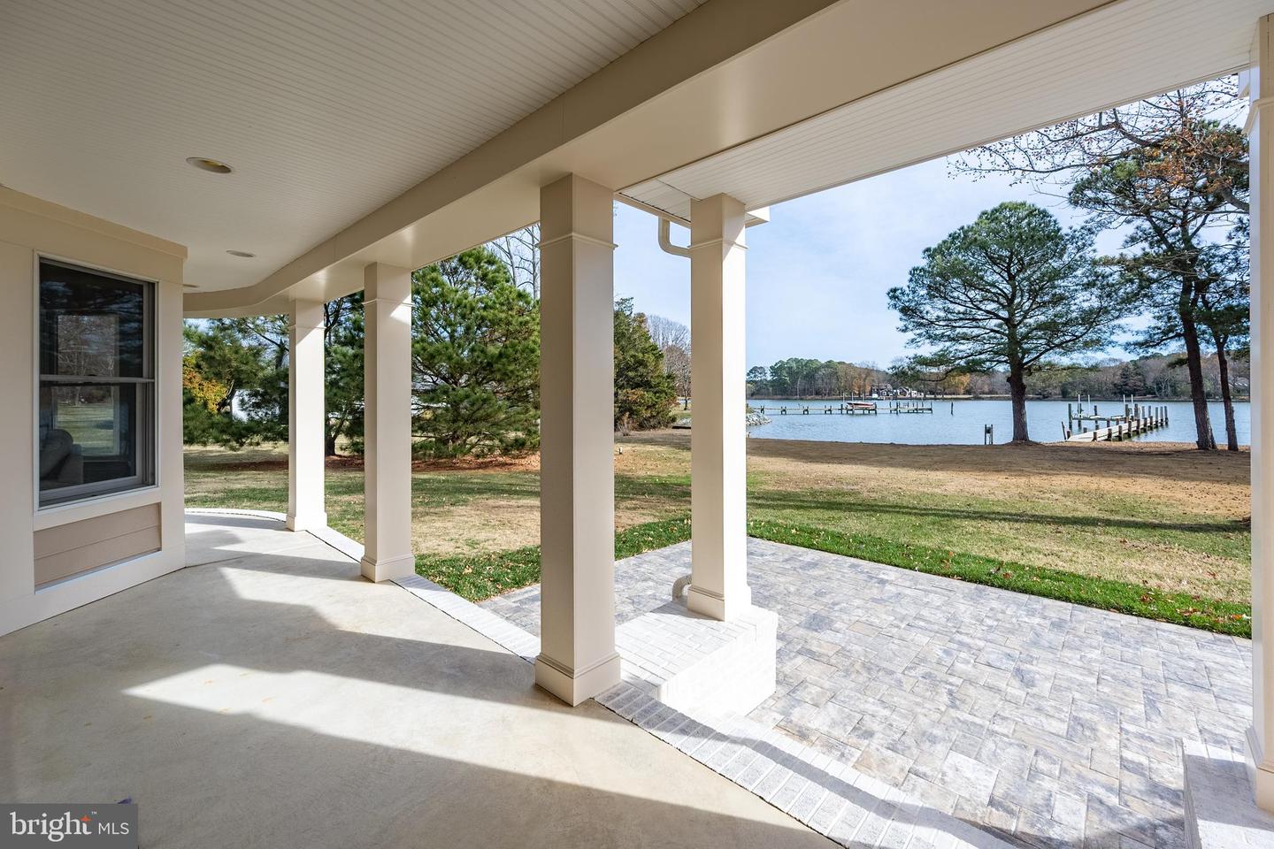 9175 Mallard Point Ct Property Photo 72
