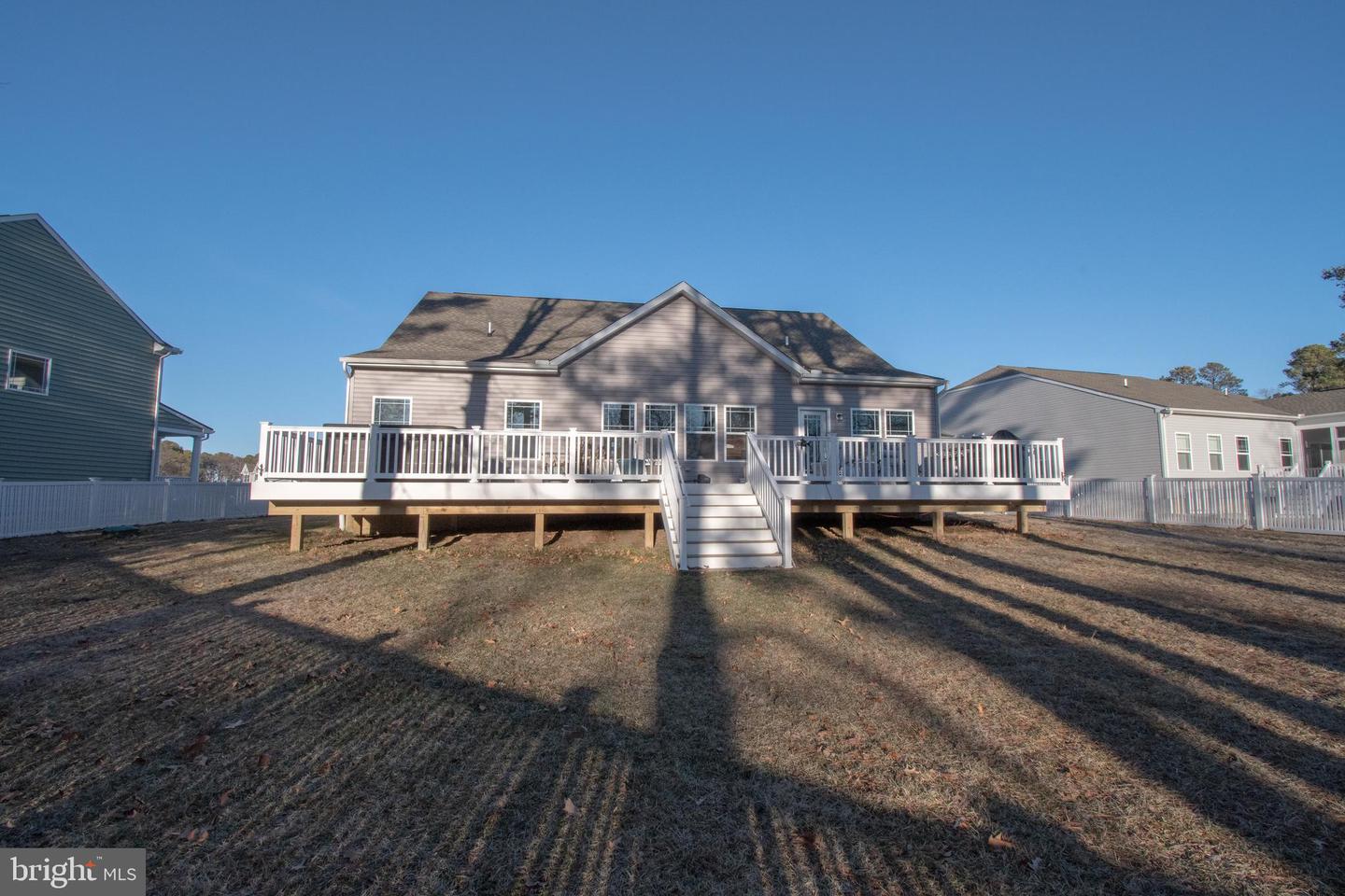 5582 Trafalgar Cir Property Photo 5