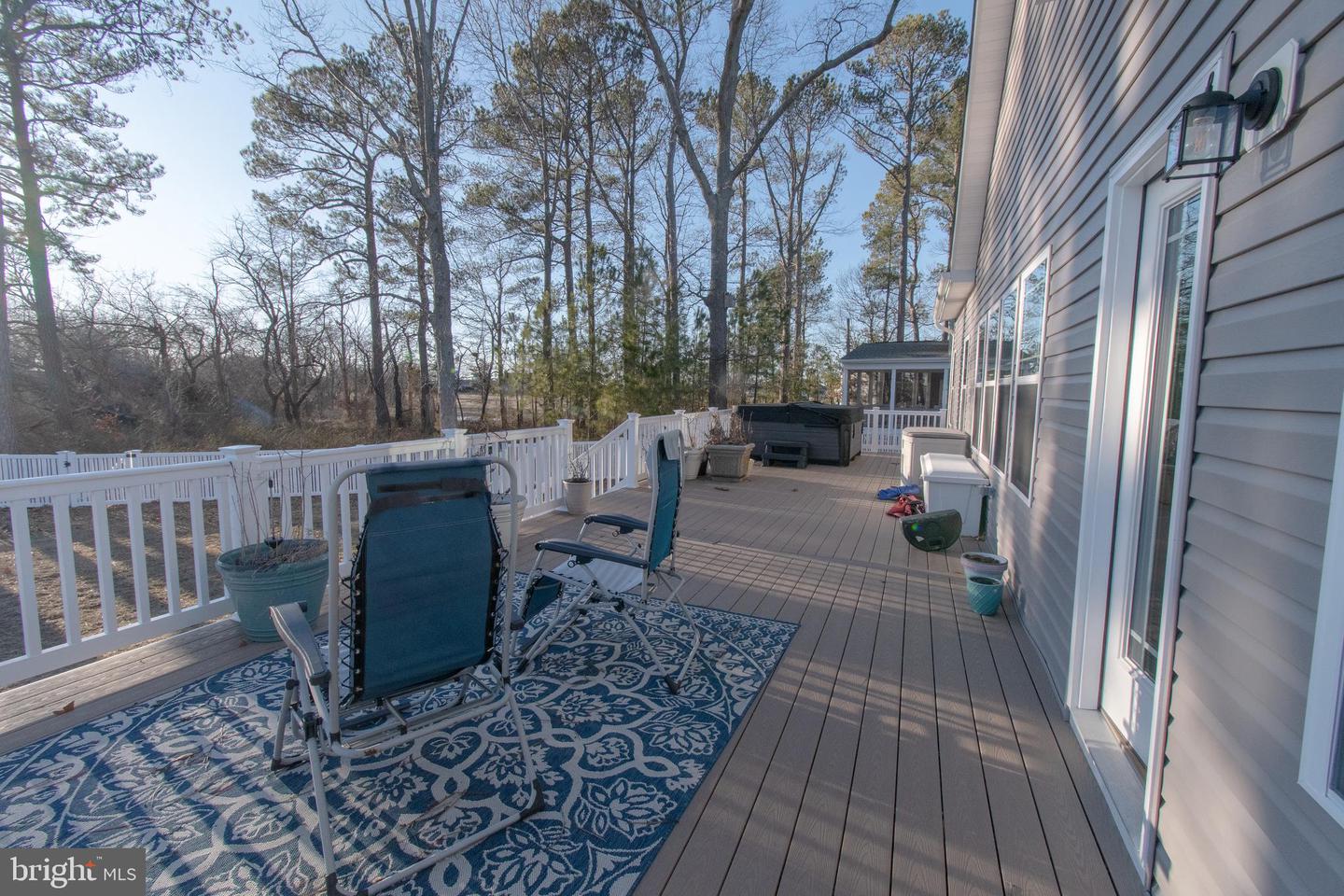 5582 Trafalgar Cir Property Photo 8
