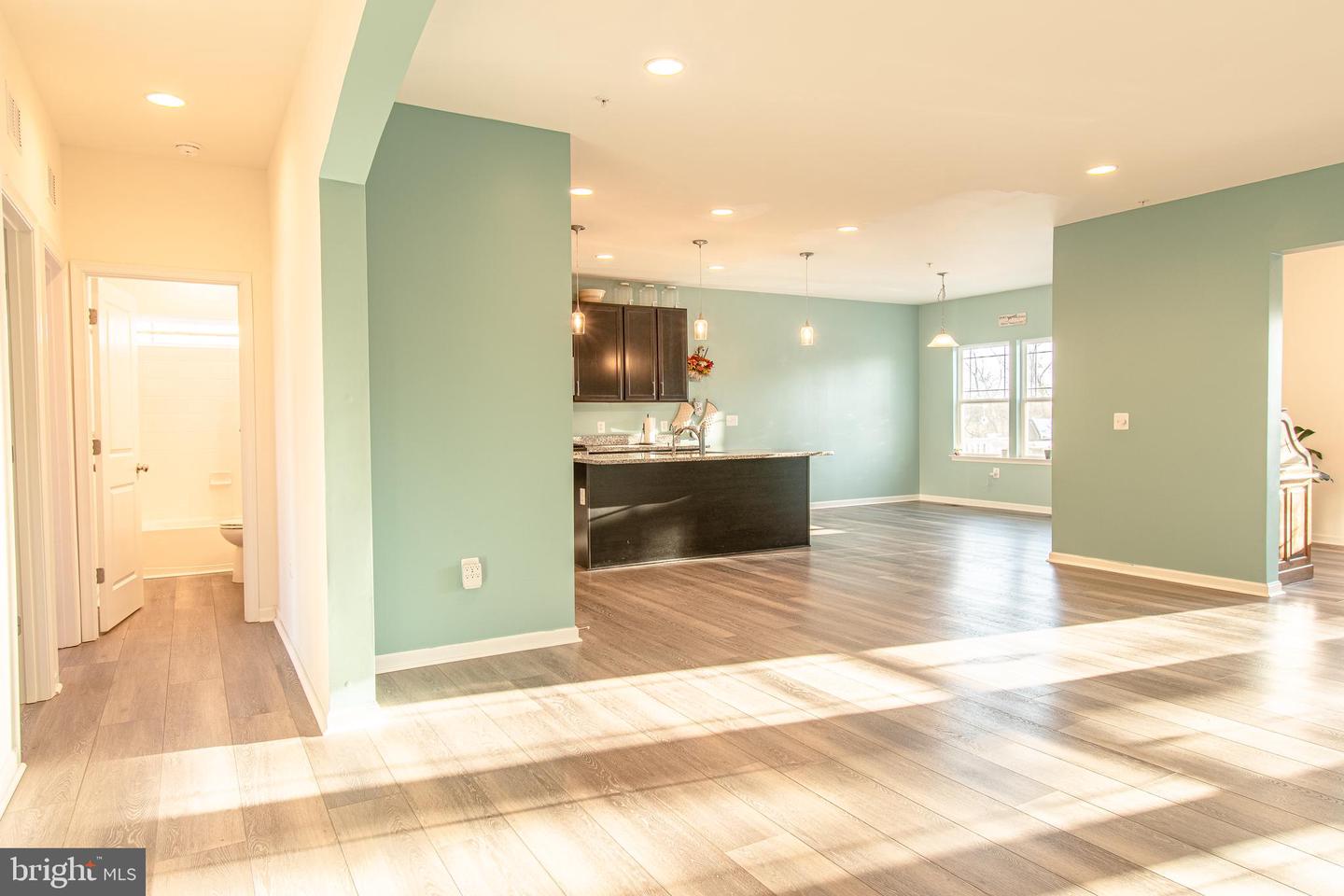 5582 Trafalgar Cir Property Photo 21