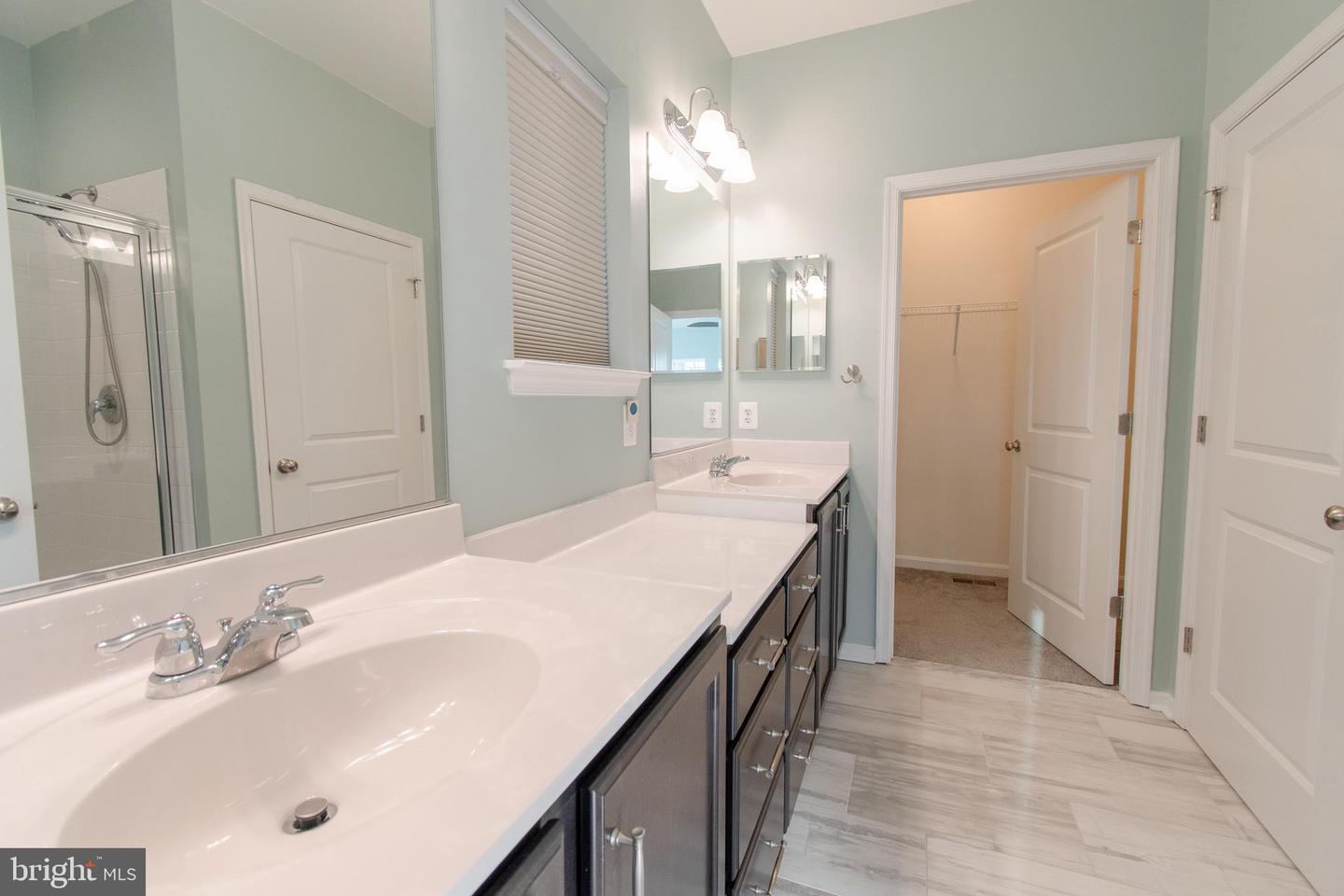 5582 Trafalgar Cir Property Photo 32