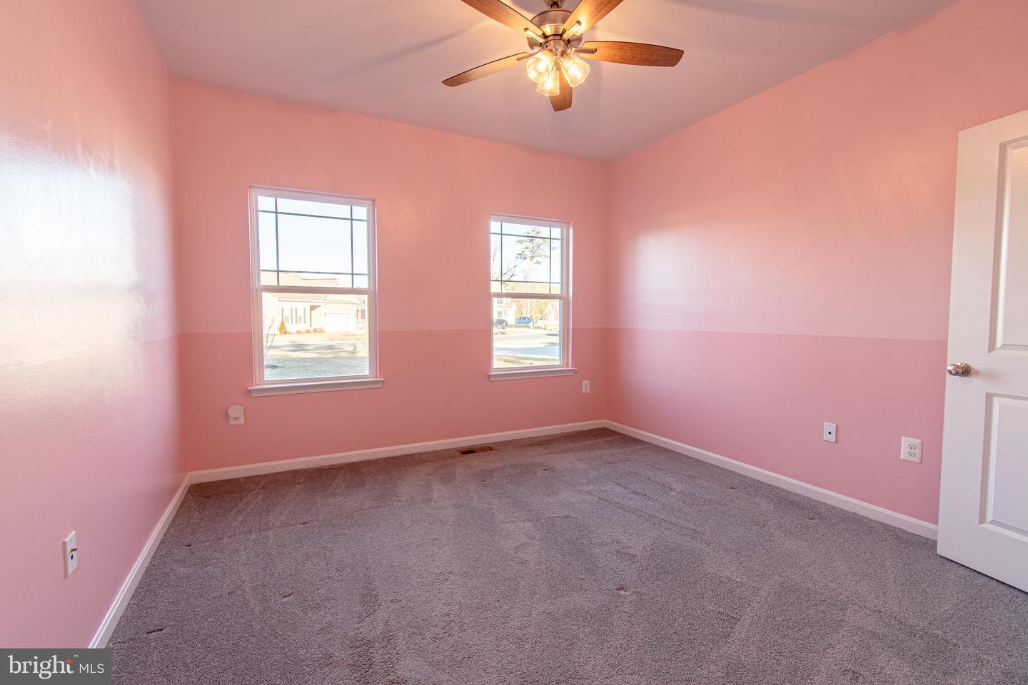 5582 Trafalgar Cir Property Photo 34