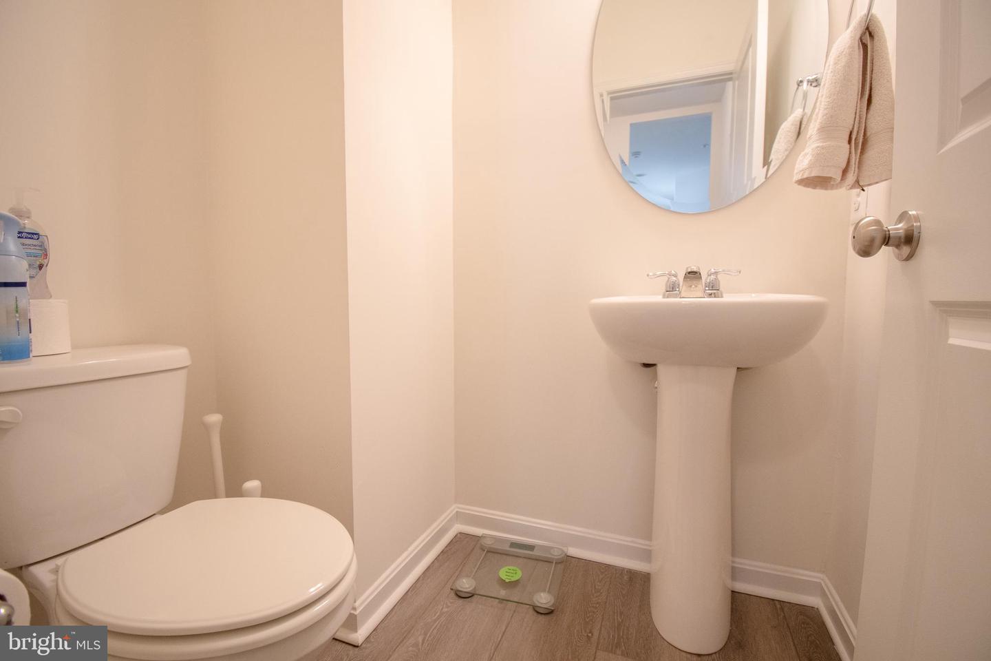 5582 Trafalgar Cir Property Photo 40