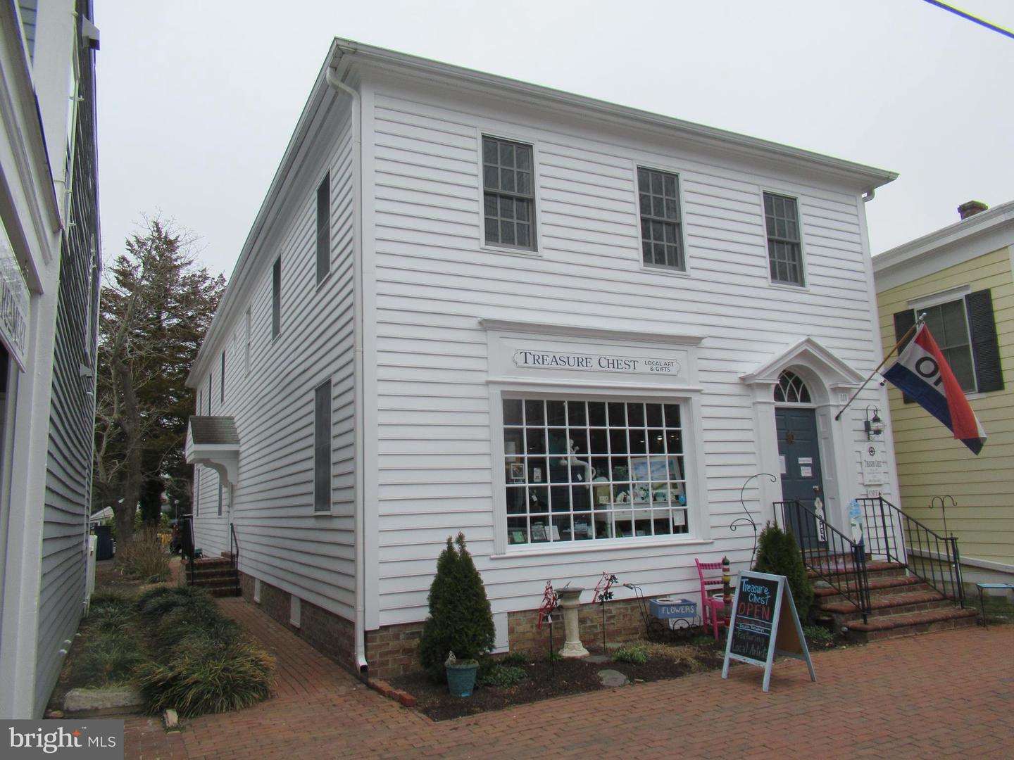 111 S Morris St Property Photo