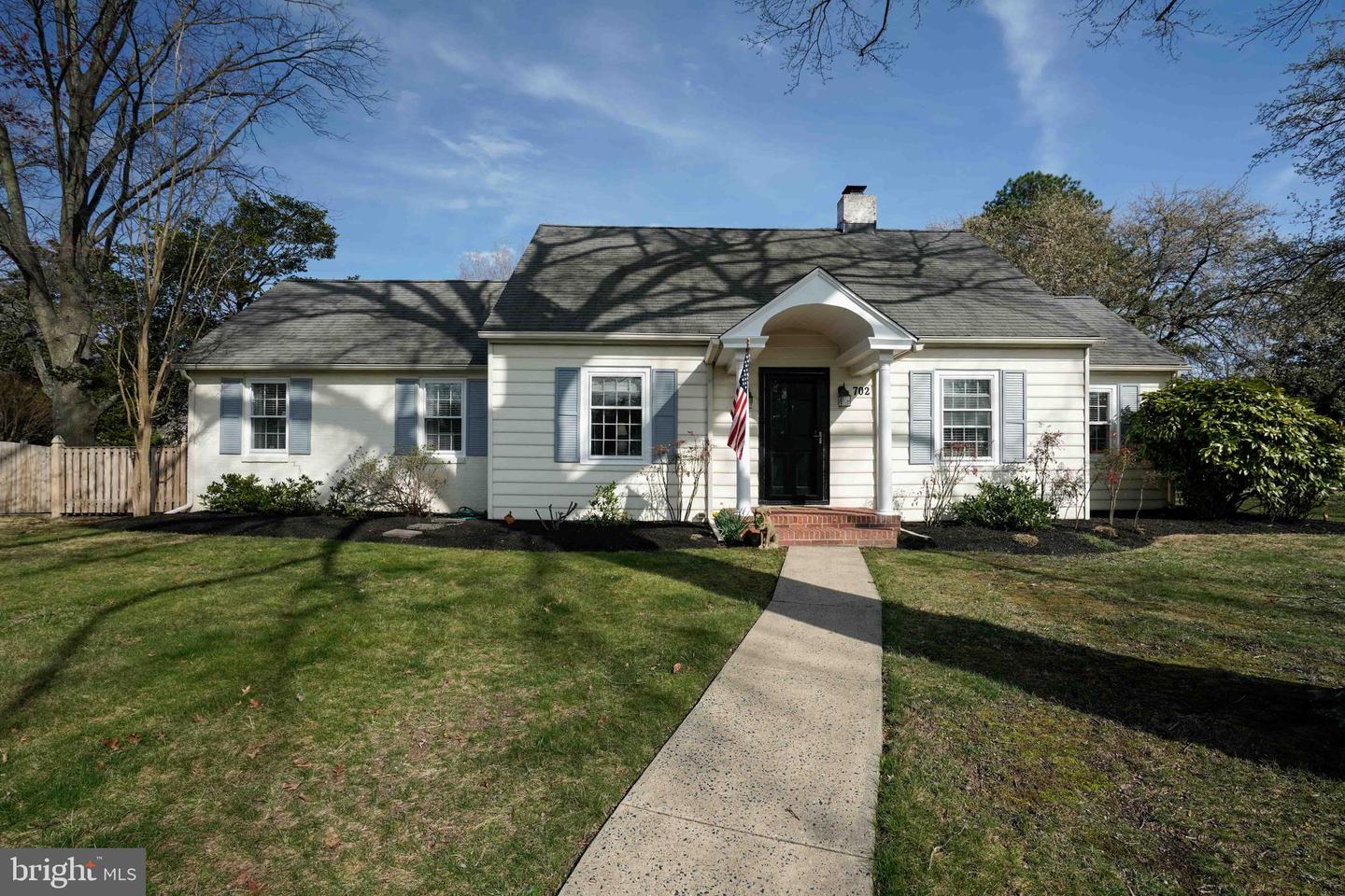 702 S Aurora St Property Photo