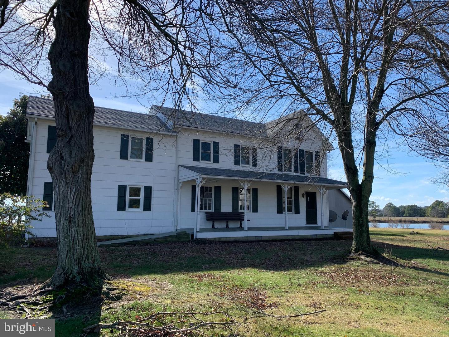 23260 Wells Point Rd Property Photo