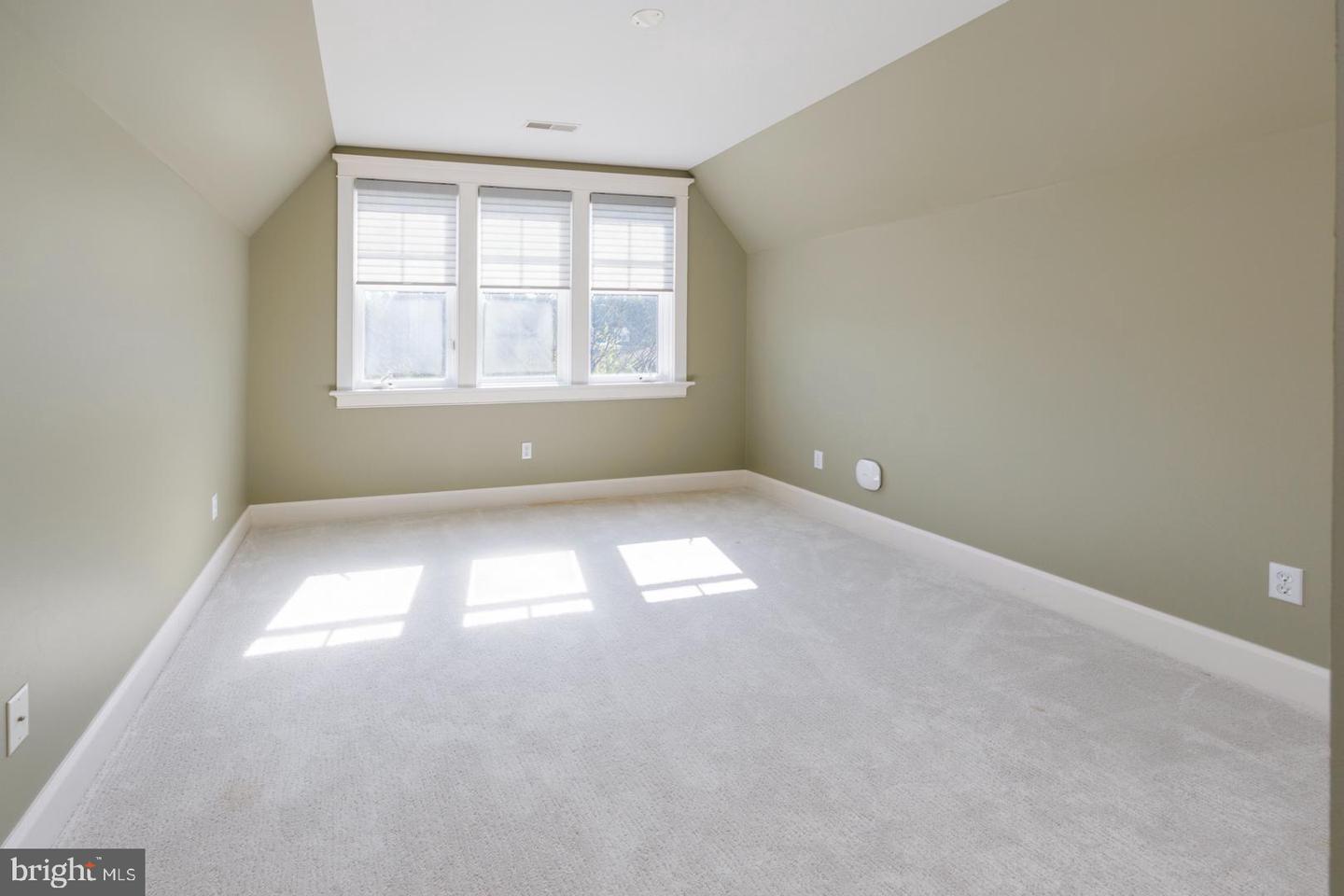 7097 Magdalene Ct Property Photo 31