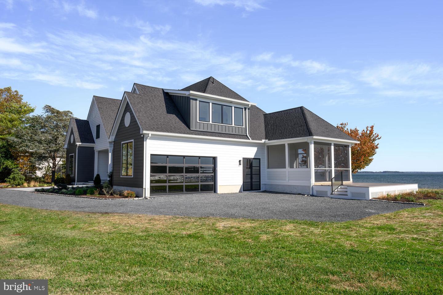21485 Island Club Rd Property Photo 4