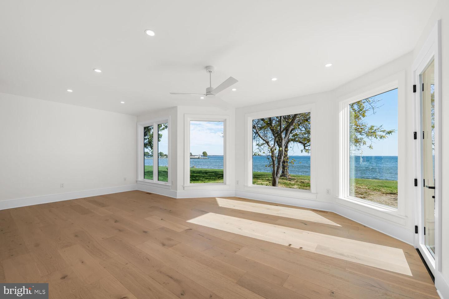 21485 Island Club Rd Property Photo 23