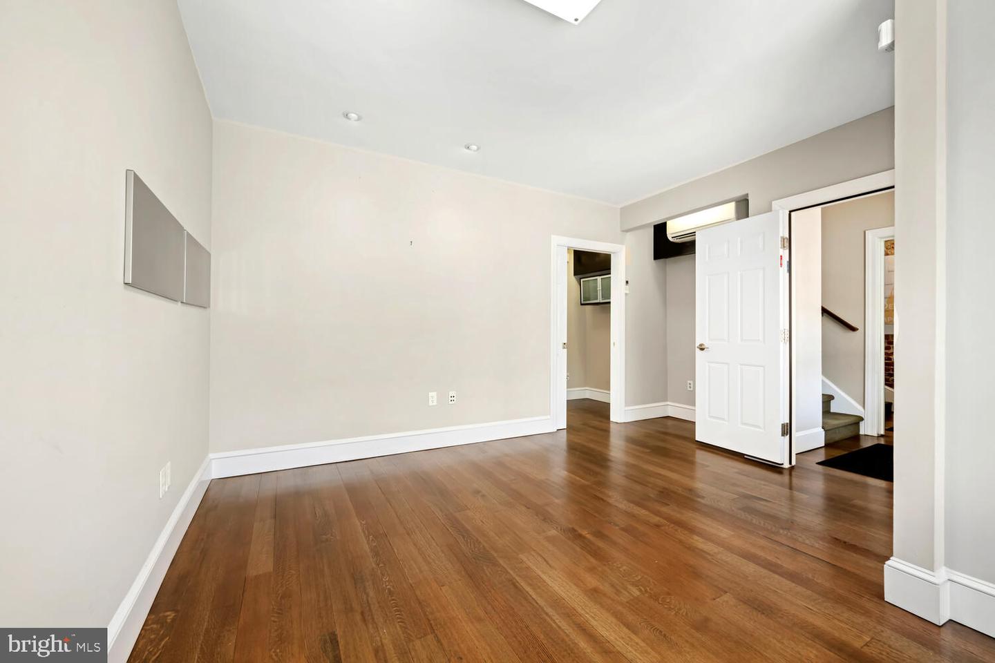 23 S Harrison St Property Photo 18