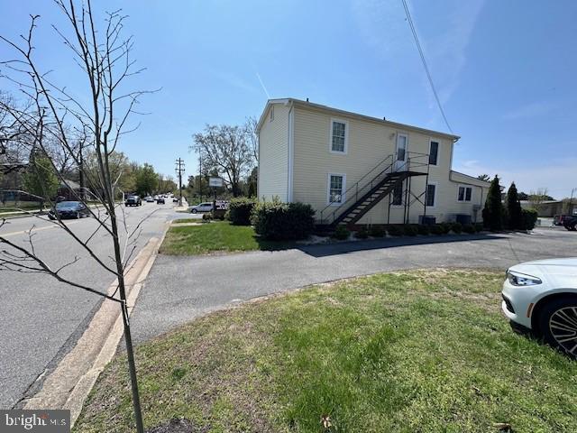 33 Creamery Ln Property Photo 5