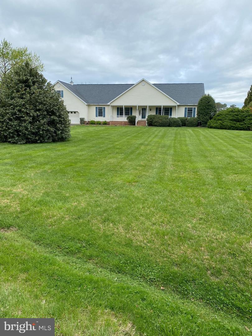 25686 Edgeview Rd Property Photo 1