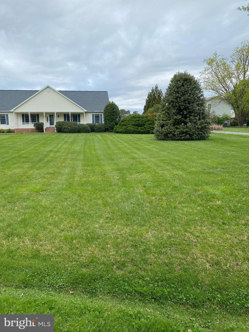 25686 Edgeview Rd Property Photo 3