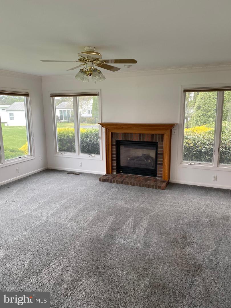 25686 Edgeview Rd Property Photo 17